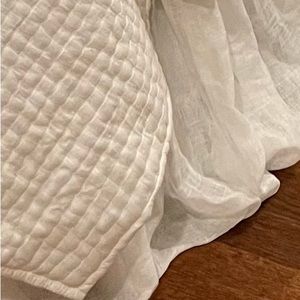 Soft surroundings bed skirt